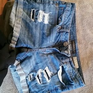 Aeropostale size 4 Jean midi shorts